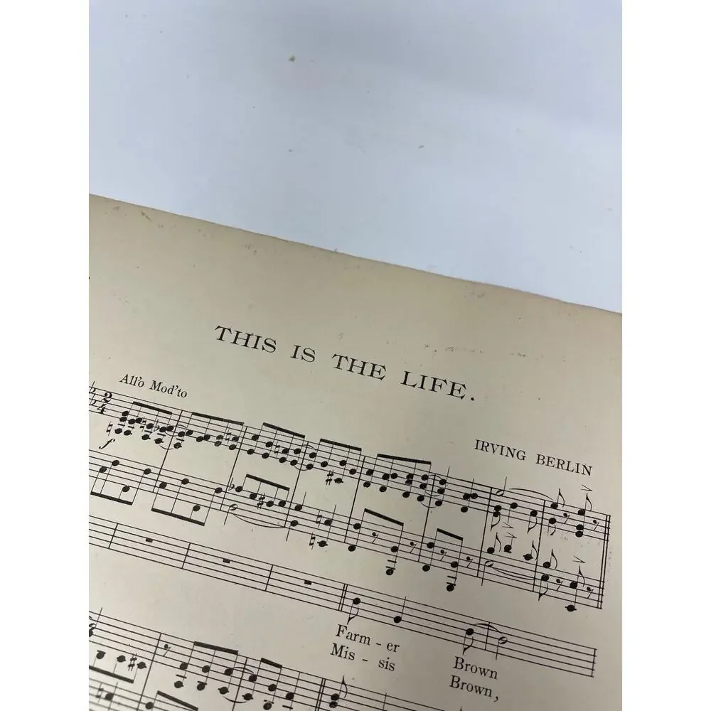 N/A features title